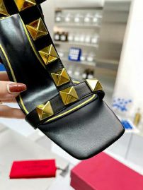 Picture of Valentino Shoes Women _SKUfw111036664fw